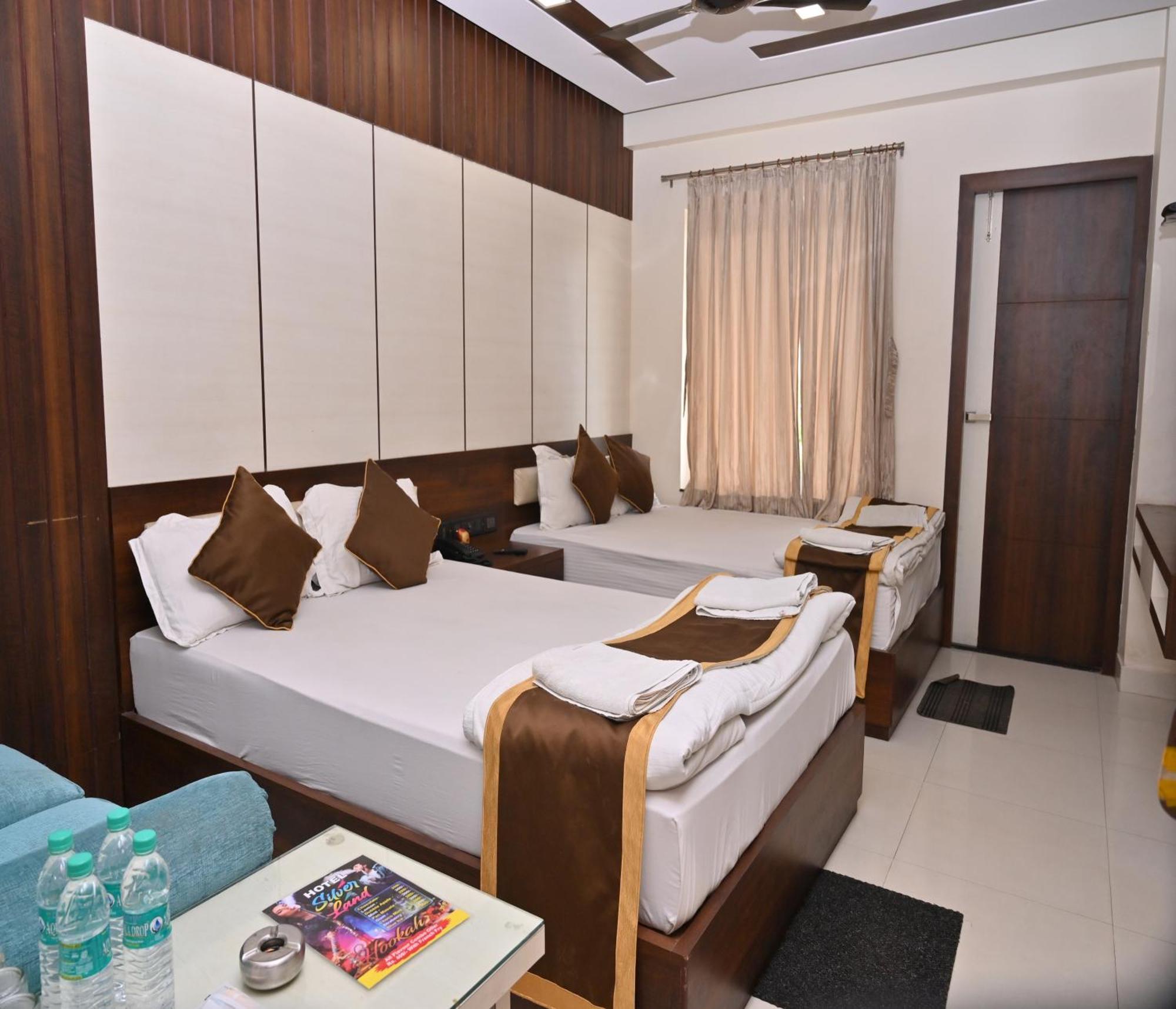 Hotel Silver Land New Digha With Rooftop Pool ภายนอก รูปภาพ